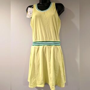 Halara athletic wear size M